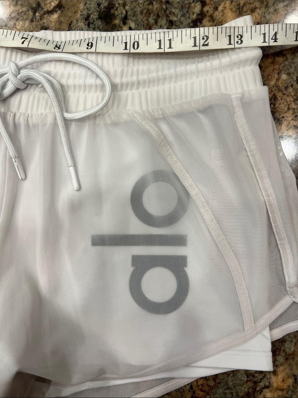 ALO Yoga Running White Shorts SZ S - Picture 6 of 10